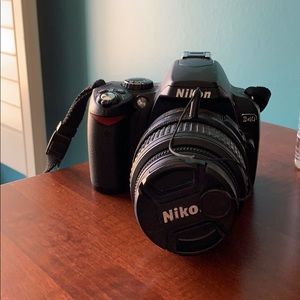 NIKON DX Camera / AF-S NIKKOR 18-55 mm